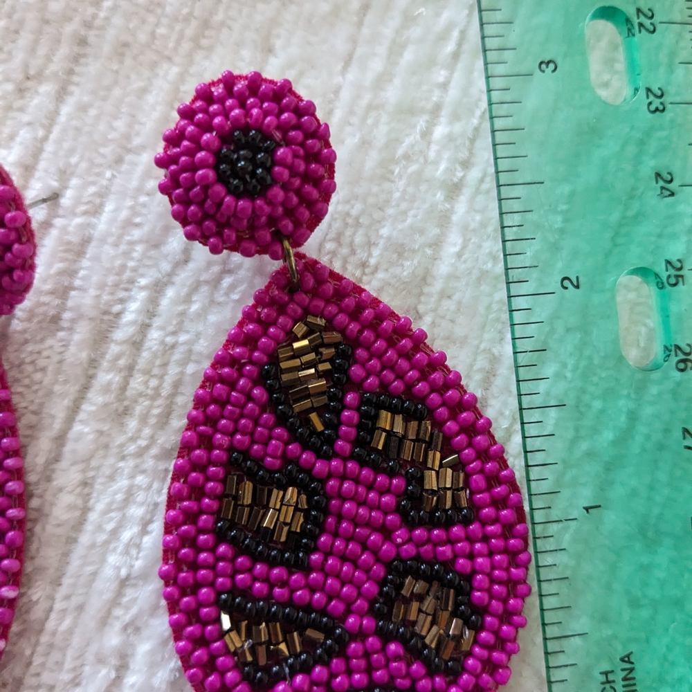 Eye Catching Fuchsia ( Bright Pink) Beaded Earrings - Picture 2 of 6